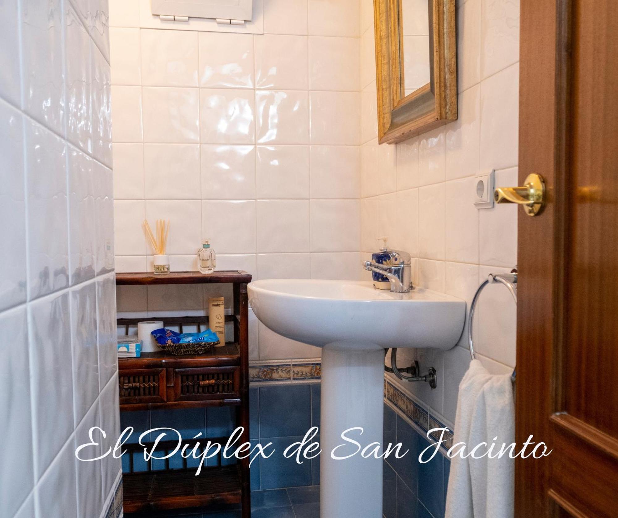 El Duplex De San Jacinto Apartment Seville Exterior photo